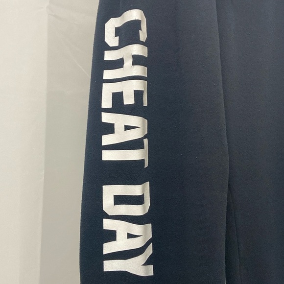 PRIVATE PARTY Sweatpants - Picture 8 of 14